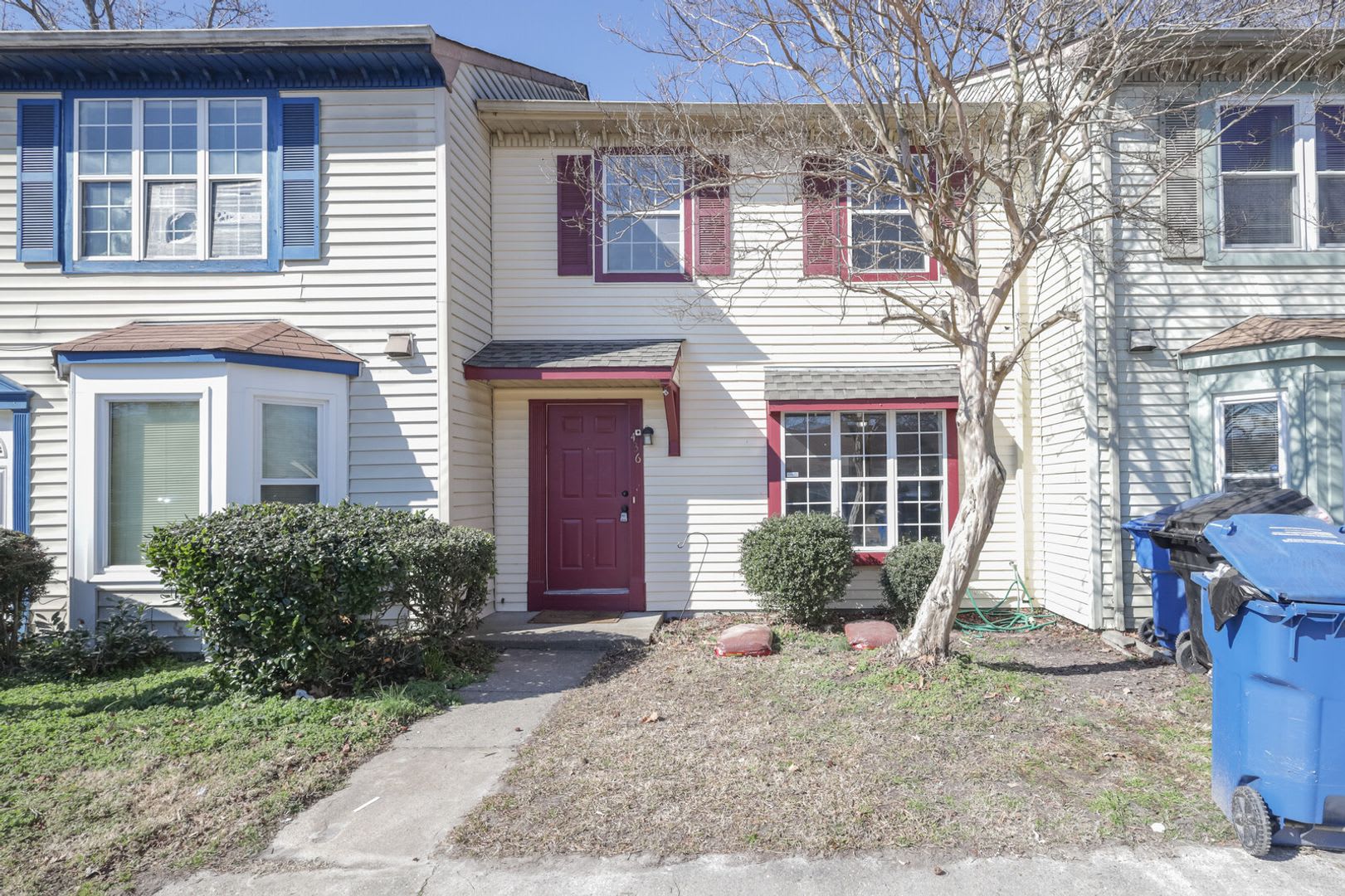 Space To Settle In Convenience To Keep You Connected 3 Bedrooms 1 5 Baths In Virginia Beach S Northridge Community – photo 1