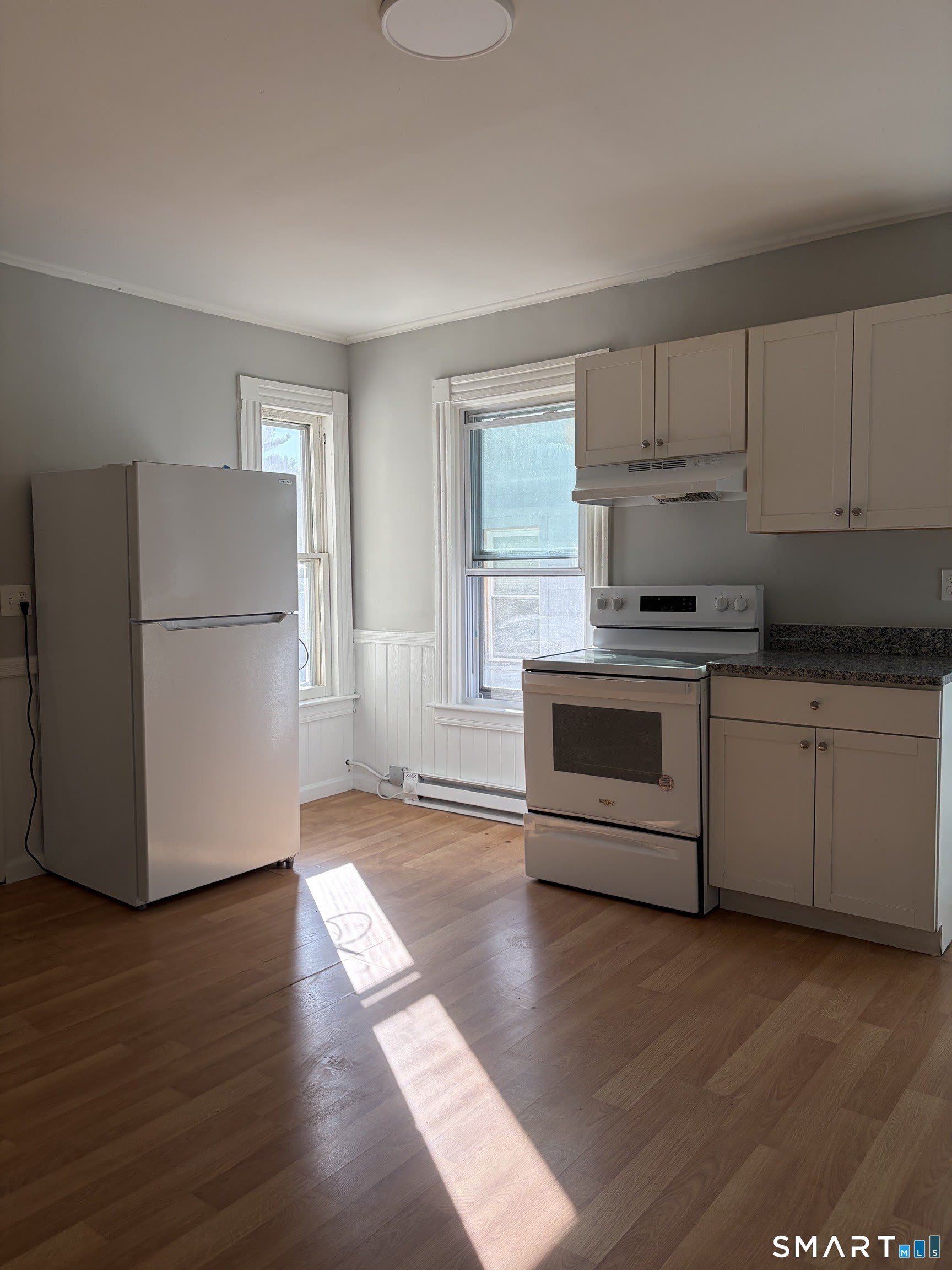 393 Riverside Avenue – photo 4