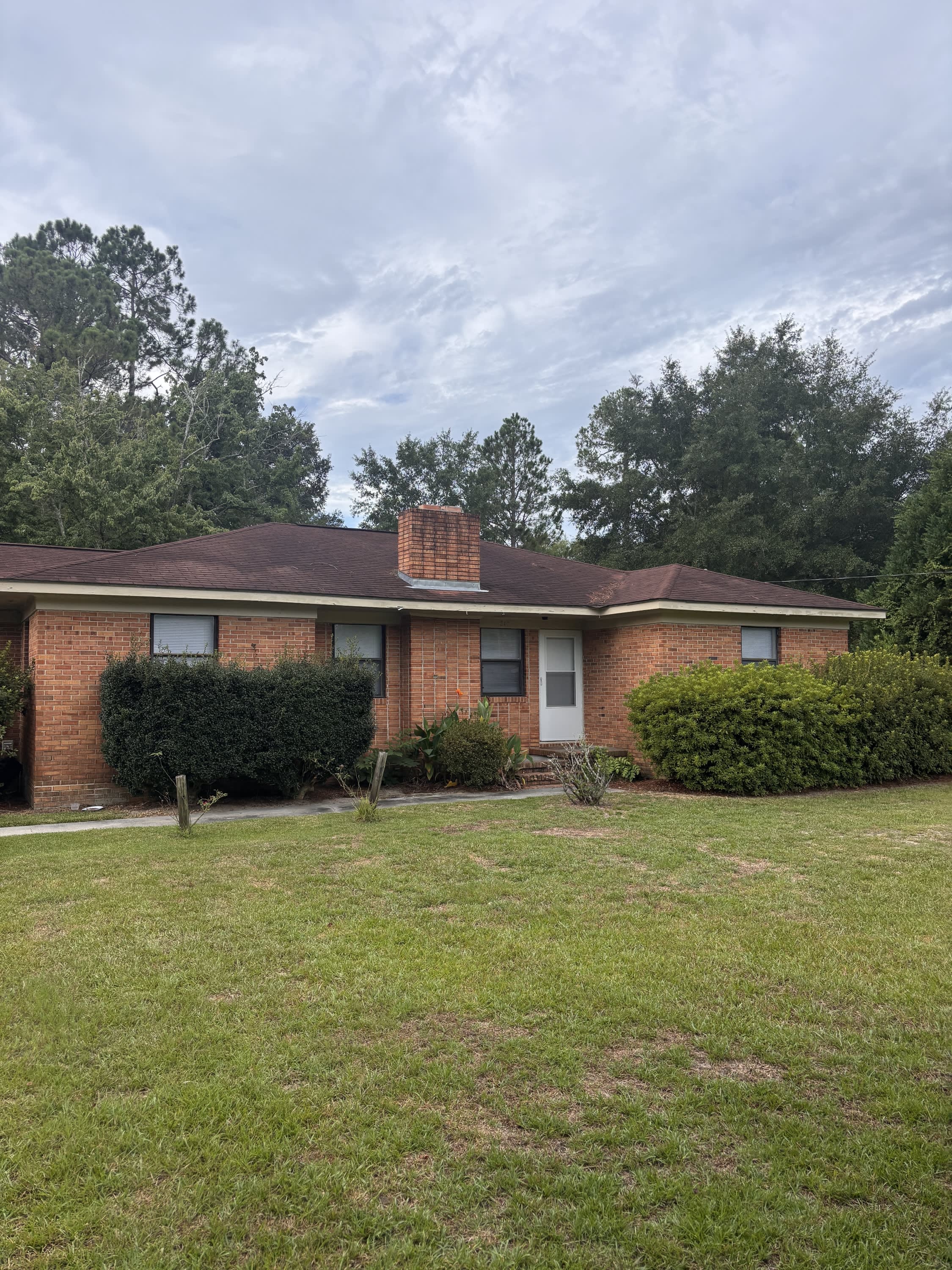 210 N. Edgewood – photo 1