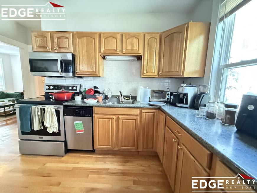 437 Washington St. – photo 1