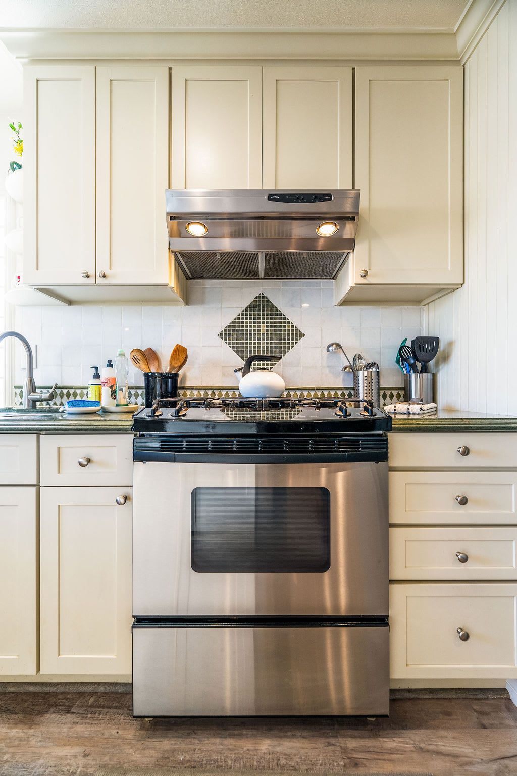 1385 Camden Ln – photo 3