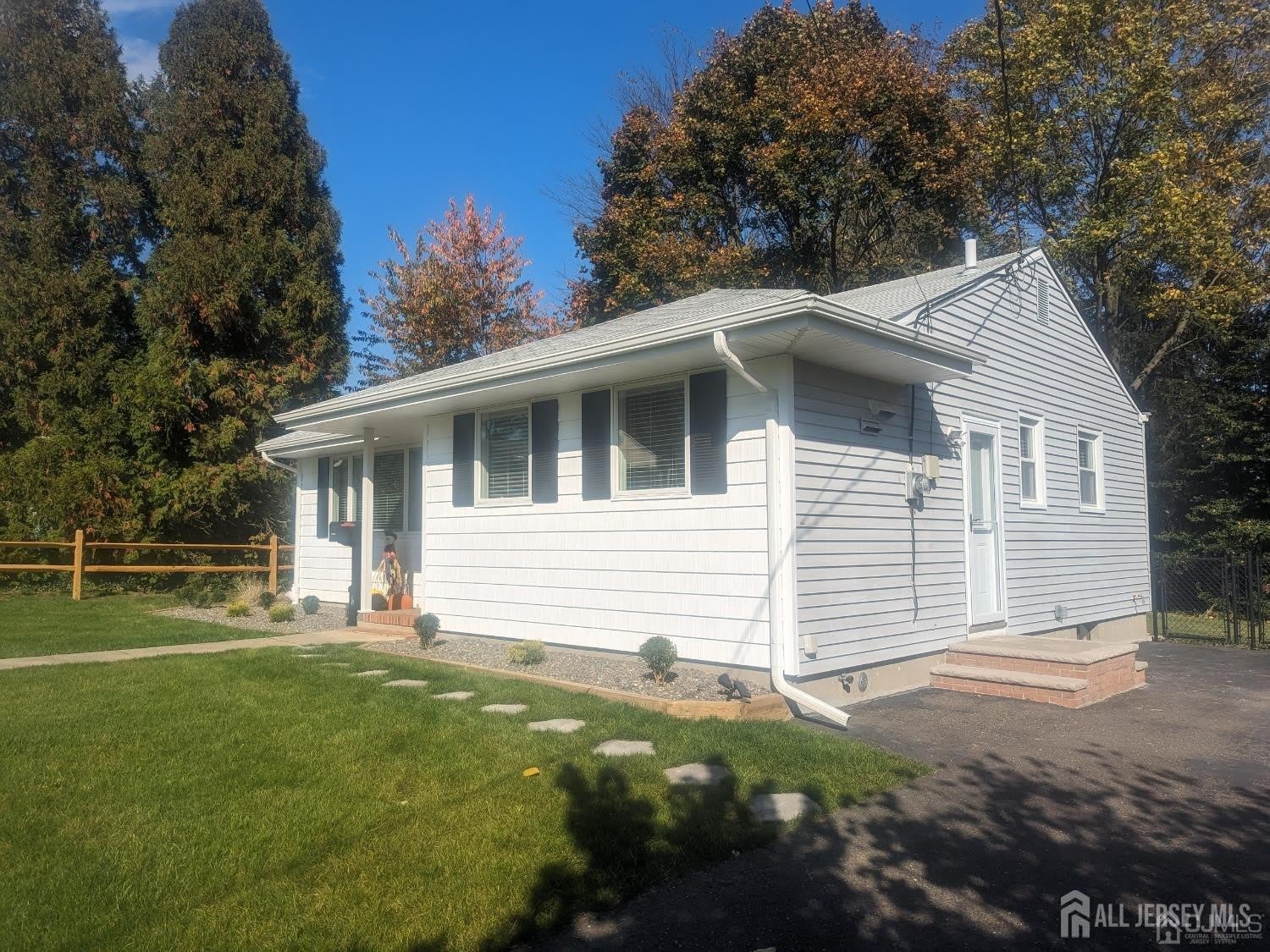 6 Hillside Avenue – photo 2