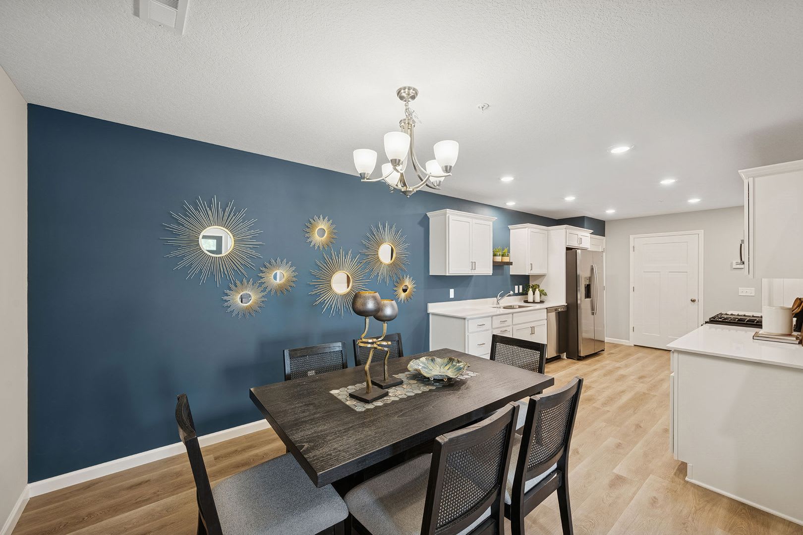 Rent this Brand New Townhome – photo 4