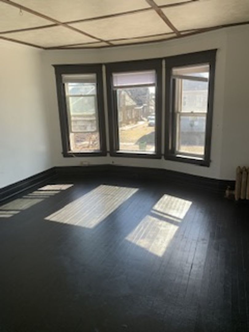 117 1/2 Lafayette Street – photo 1