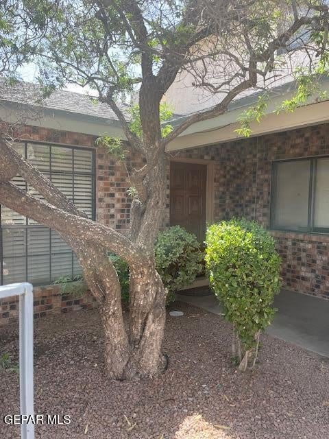 7045 Orizaba Avenue – photo 3