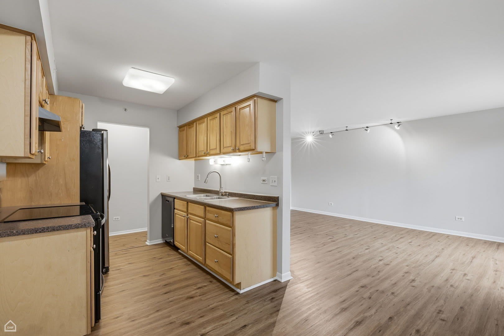 916 Casey Court – photo 5