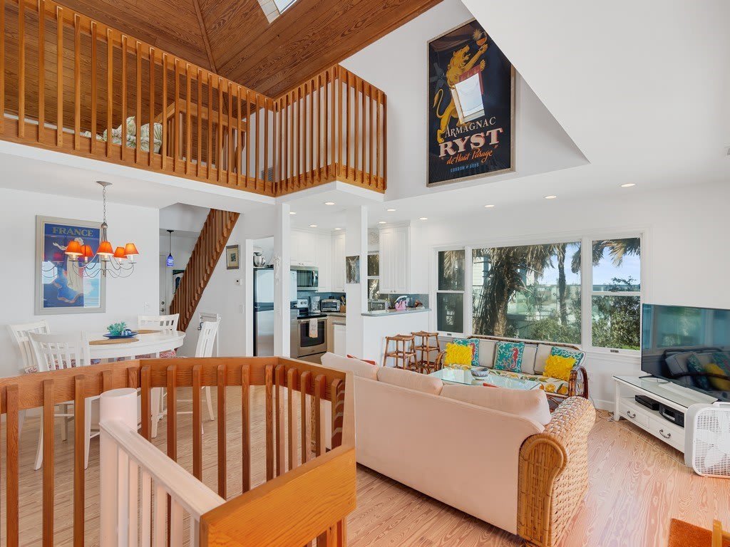 9470 Doubloon Drive – photo 4