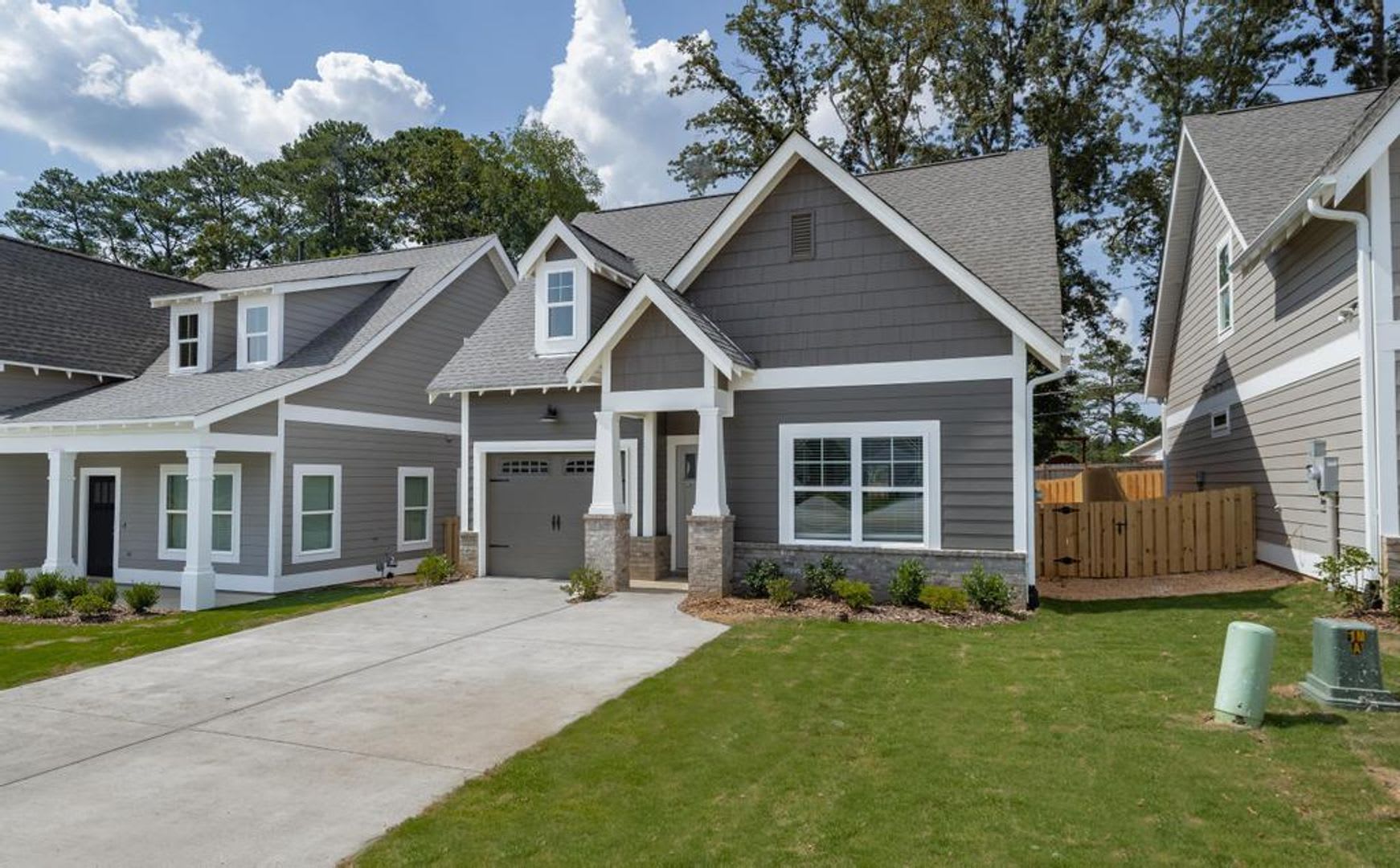 3 Bedroom Home with Bonus Office! – photo 2