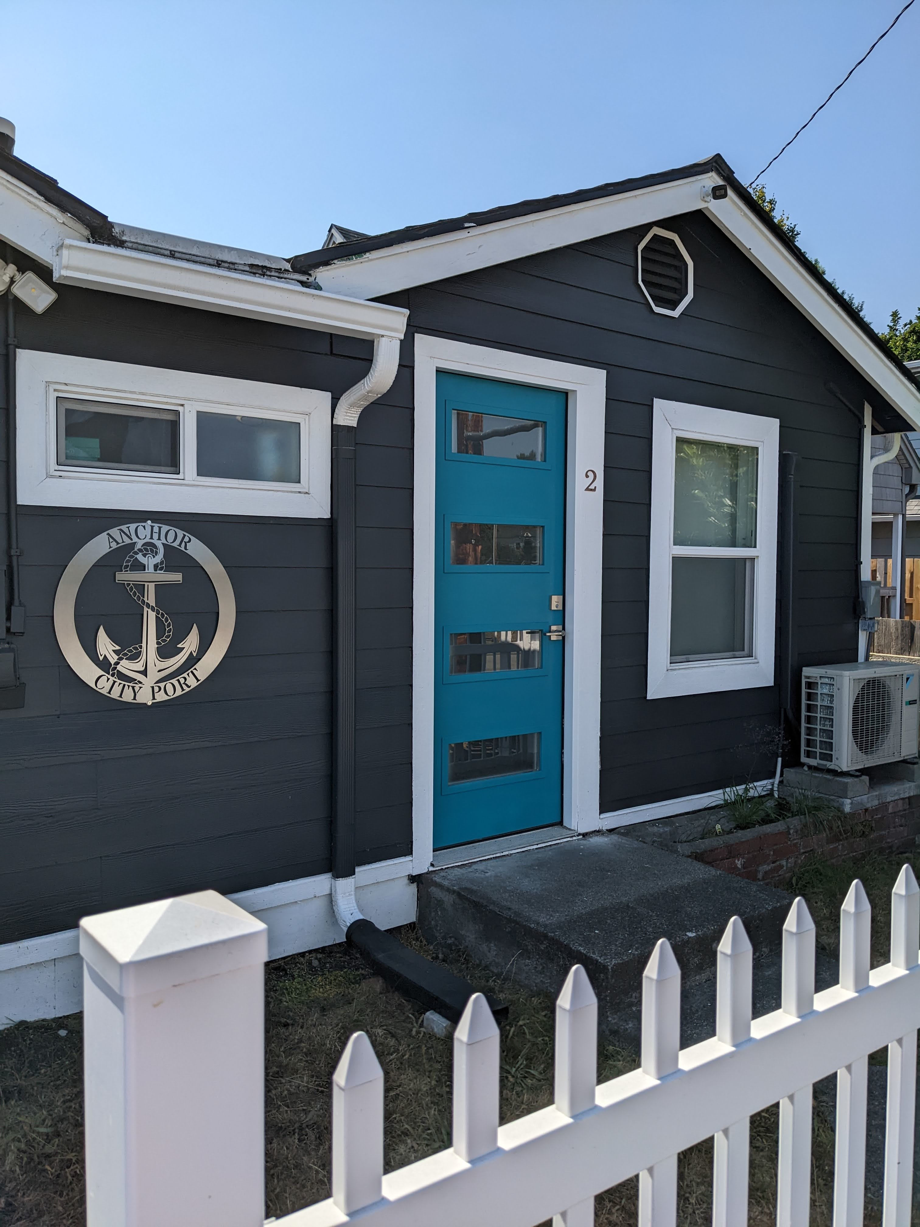 827 10th St – photo 1