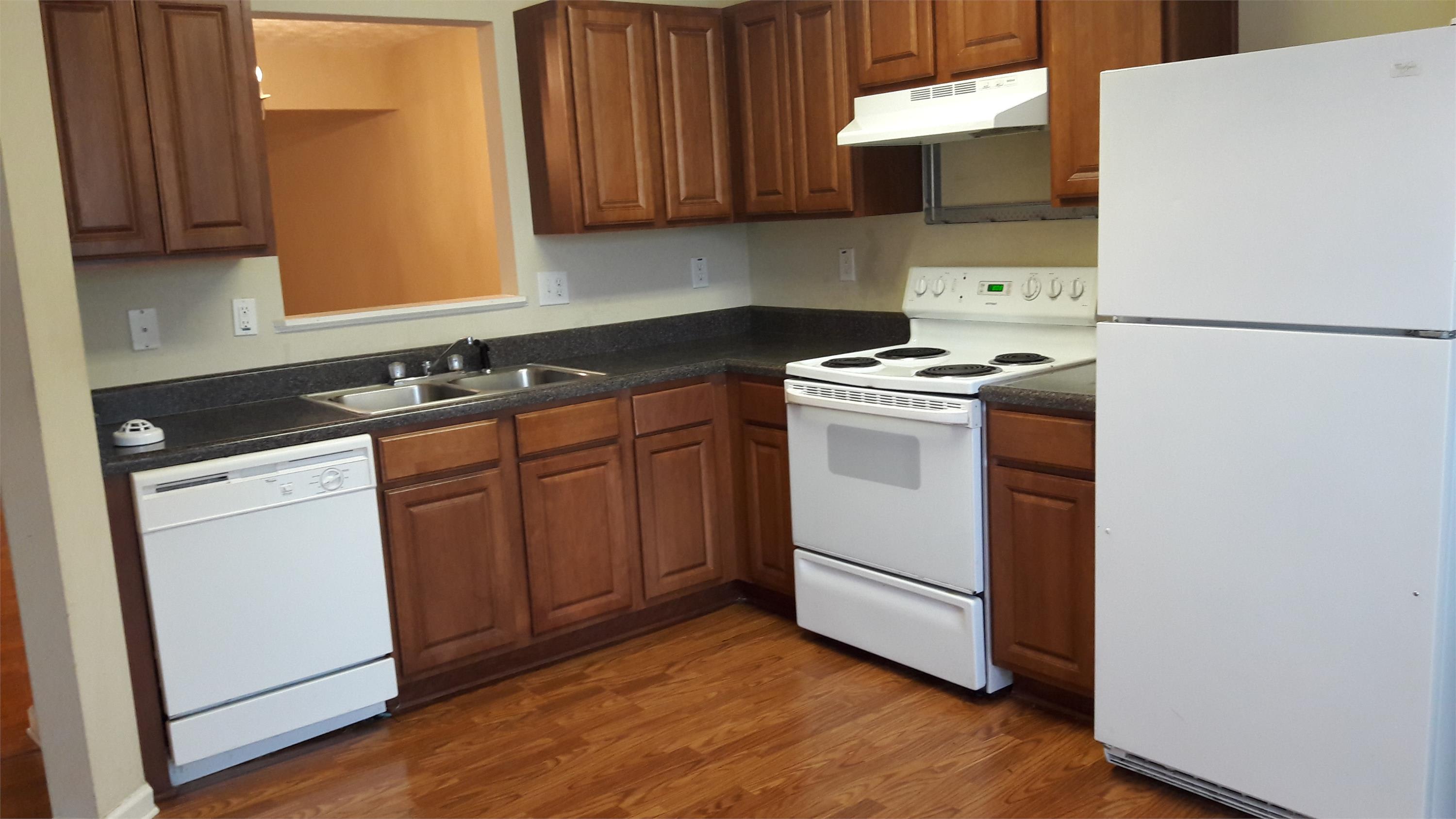 2437 Piering Dr – photo 5