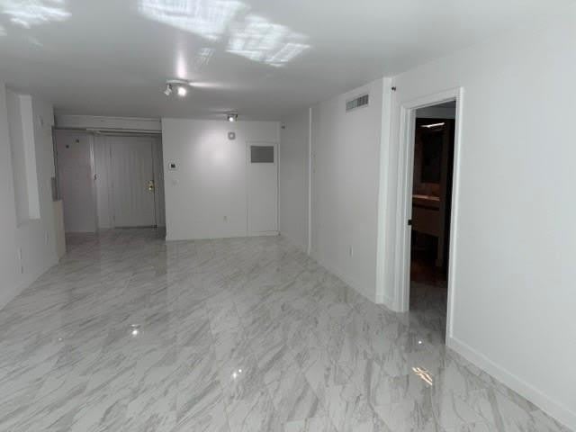 2870 Pharr Court S NW – photo 5
