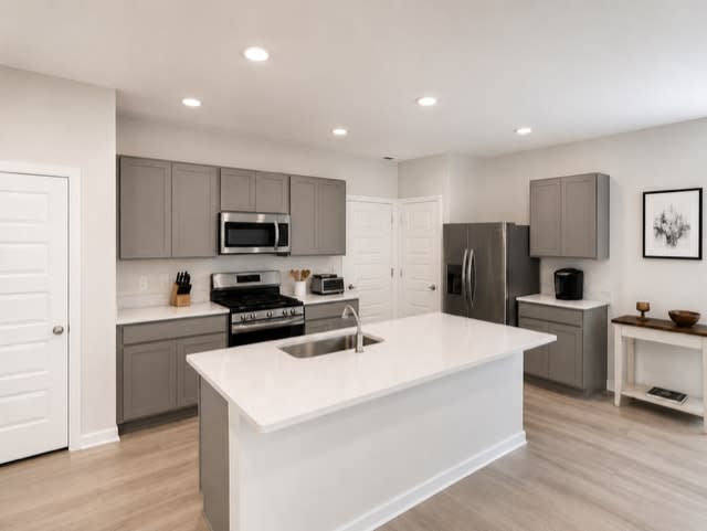 644 Emerson Lane – photo 2