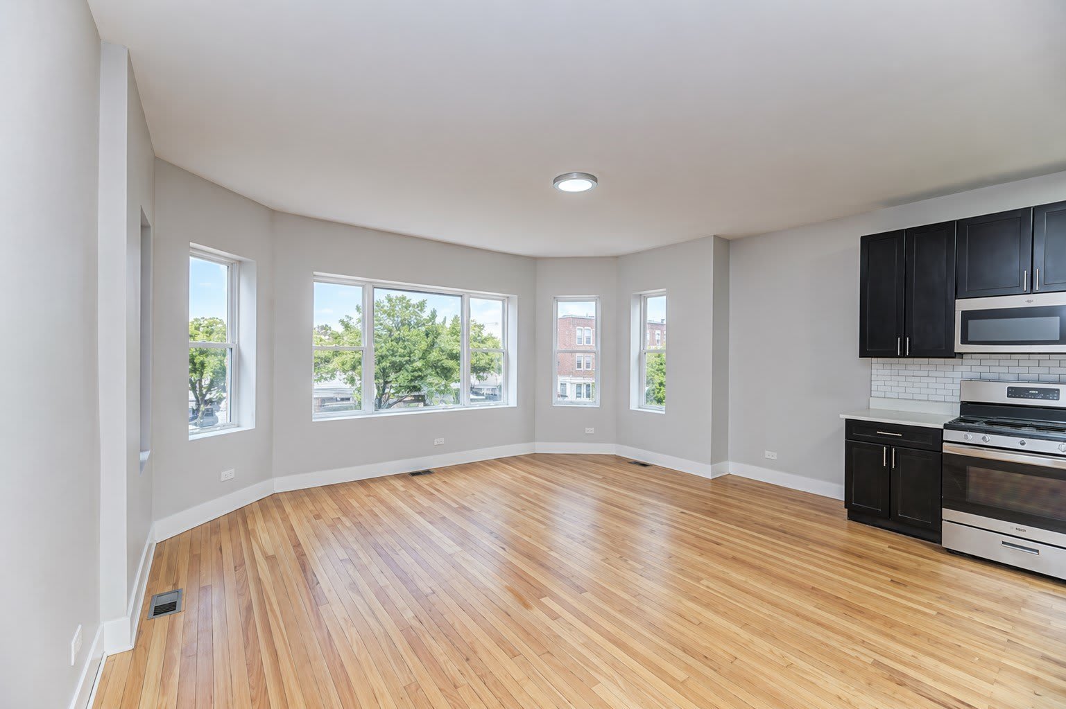 7944 S Ellis Avenue – photo 3