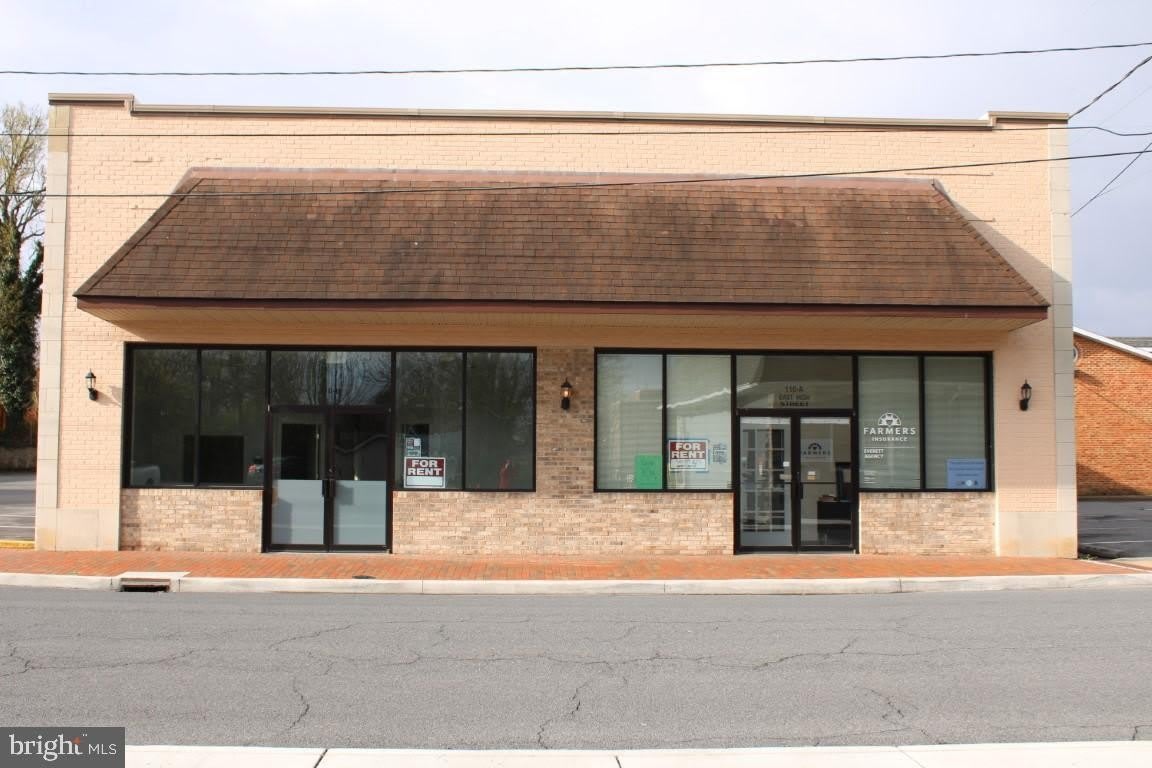 110 E HIGH Street – photo 2