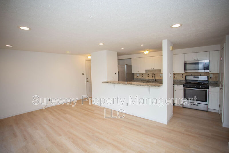142 Kenwood Dr – photo 5