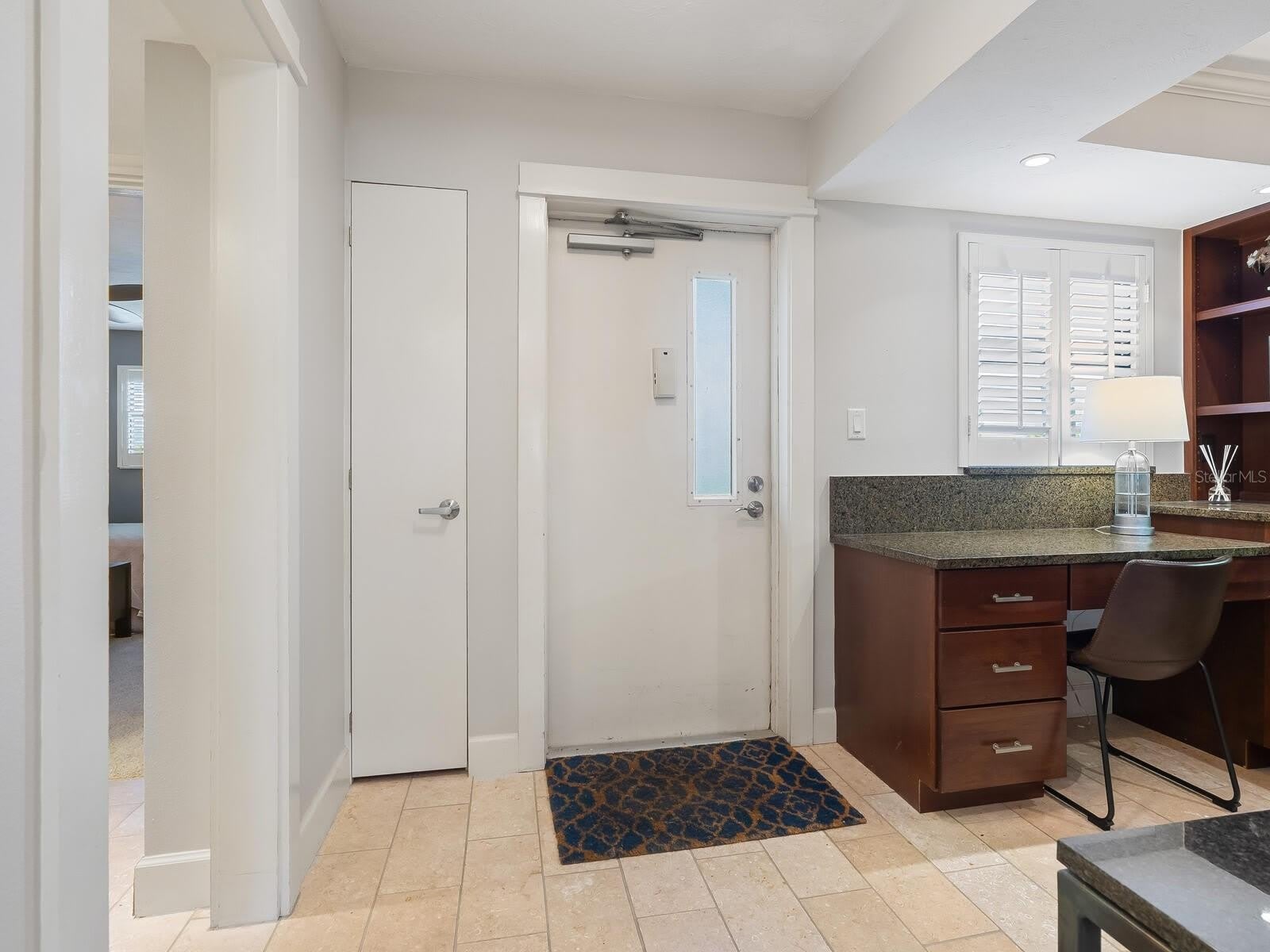 5760 MIDNIGHT PASS ROAD – photo 3