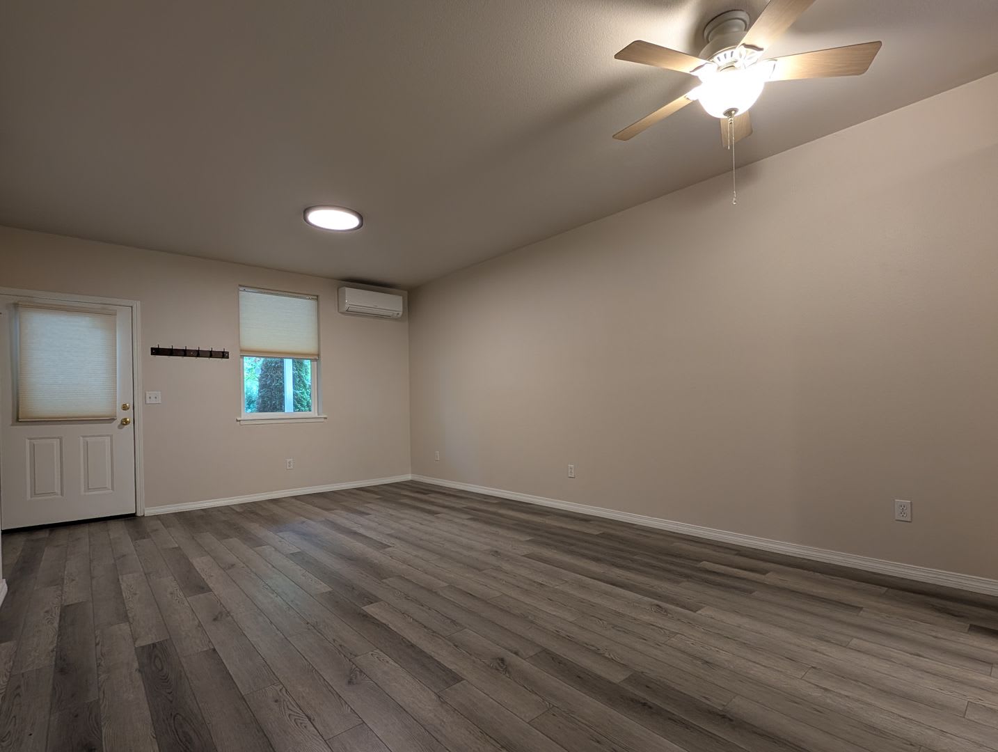 3 Bedroom, 2 Bath Home Close To Skinner Butte! – photo 4