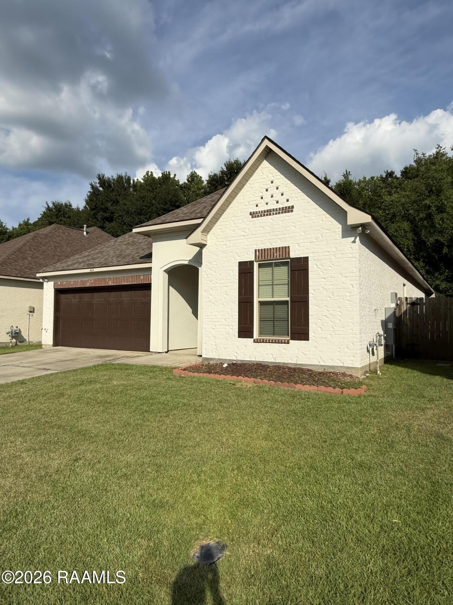 404 Sparrowhawk Street – photo 2