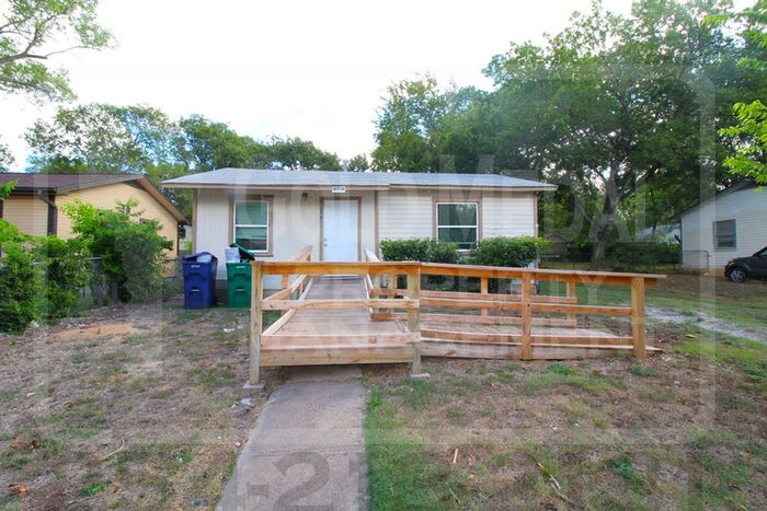 1000 Morris Drive – photo 2