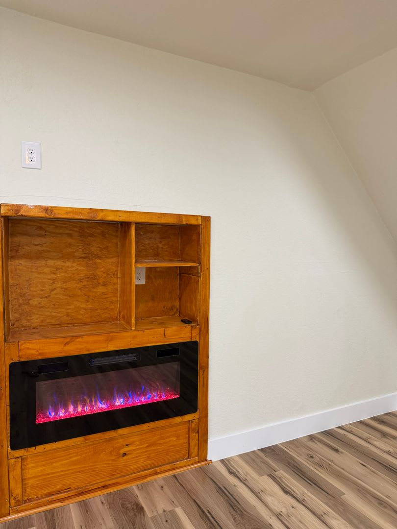 Updated 3-bedroom, 2-bath rental in Muskogee situated on a spacious 0.28-acre lot. – photo 4