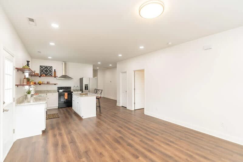 3906 6Th Ave – photo 5