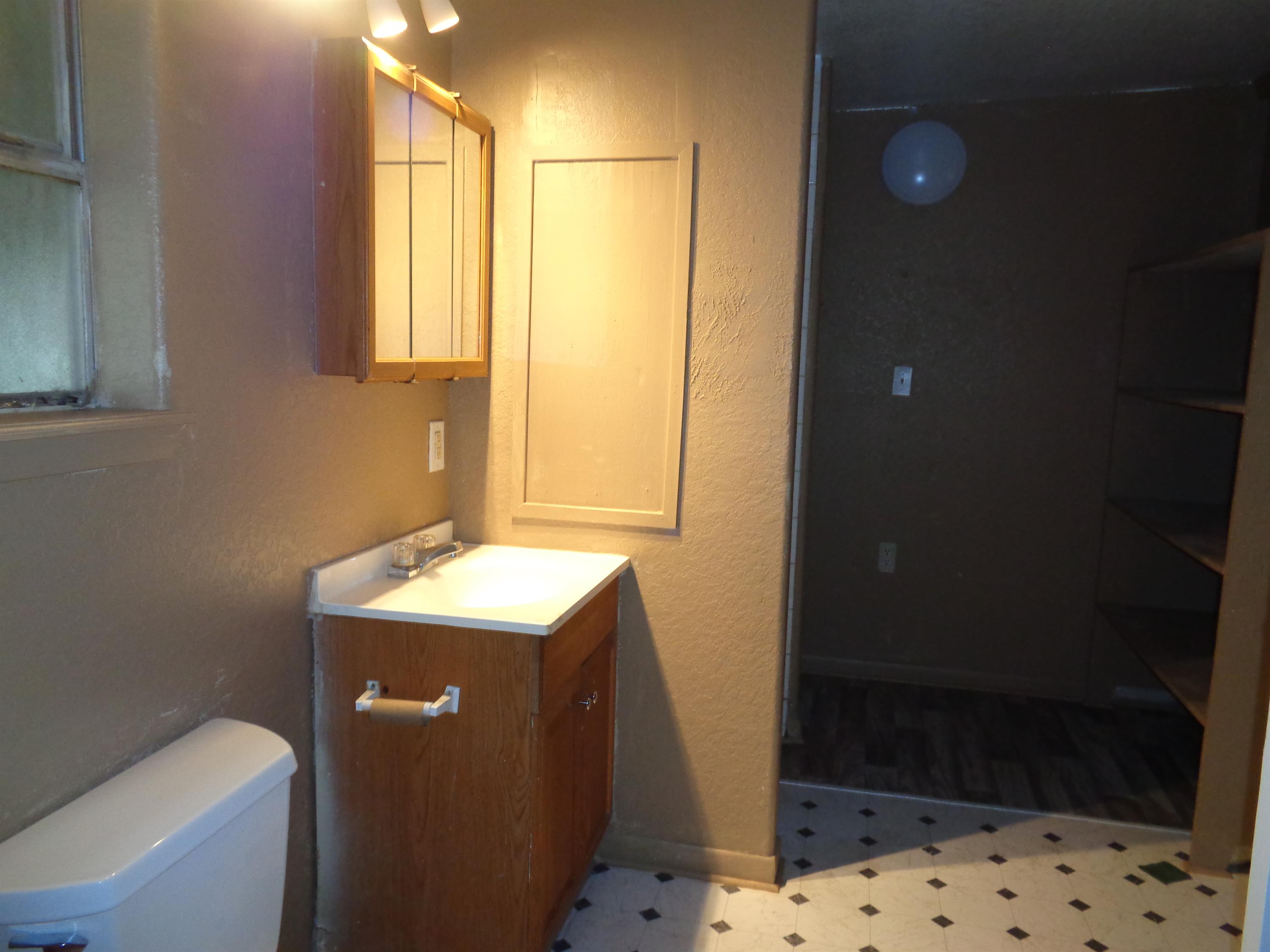 310 South Avenue A – photo 2