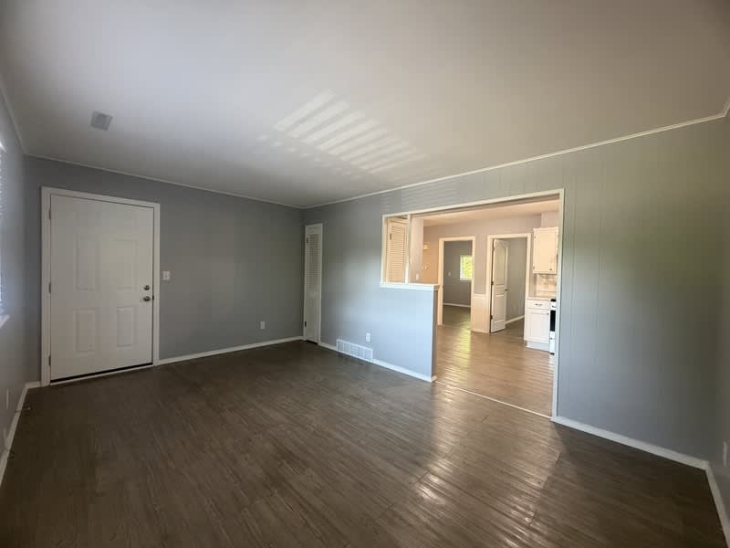 906 East Frederick Street – photo 3