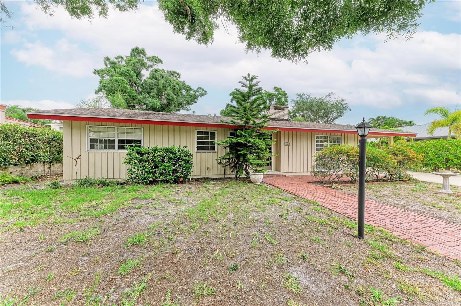 1827 ALTA VISTA Street – photo 3