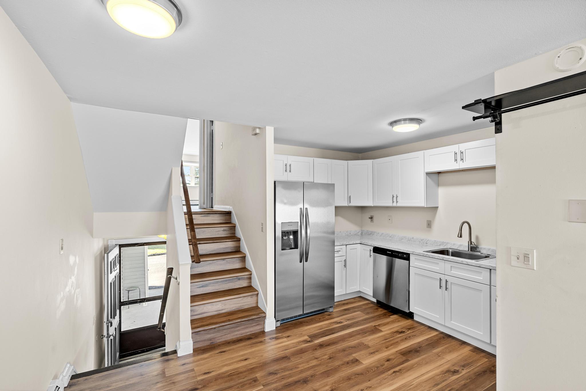 50 E Hill Rd – photo 2