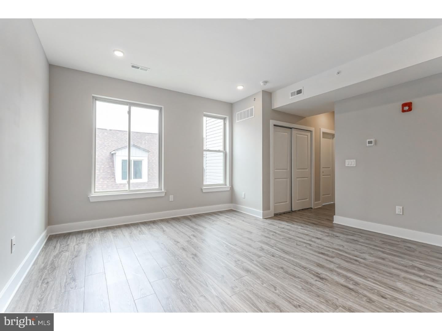 2162 E NORRIS Street – photo 3