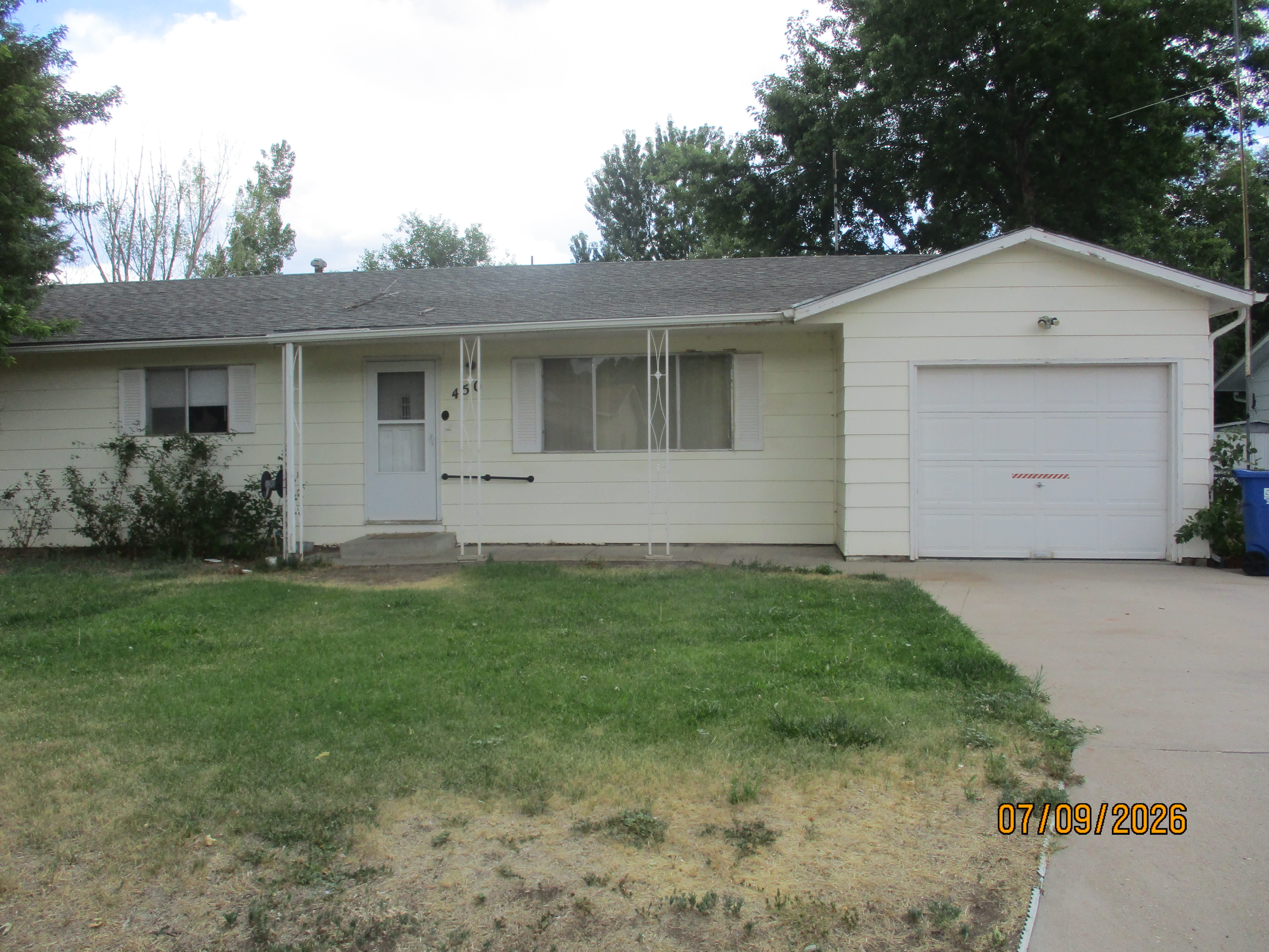 450 Crestmoor Rd – photo 1
