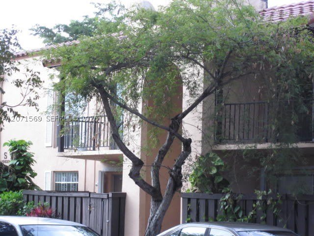 10822 N Kendall DR – photo 1