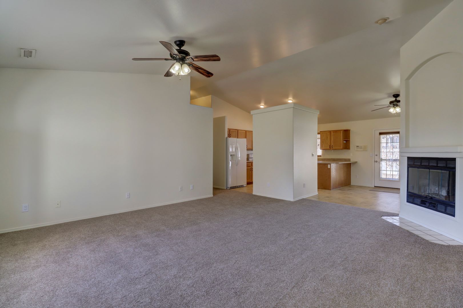 3 bedroom 2 bath home in Prescott Valley! – photo 5