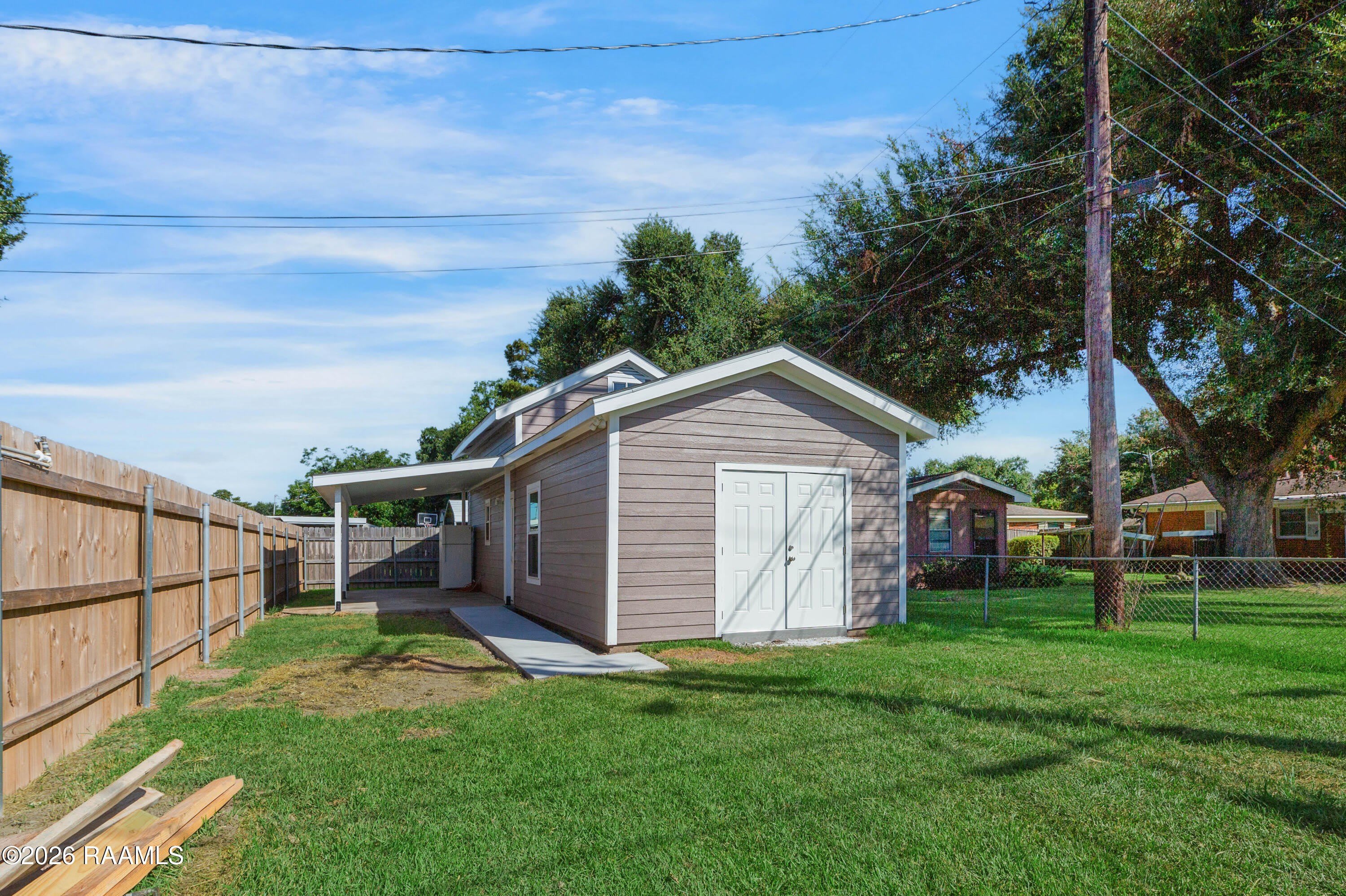 99 Birch Drive – photo 1