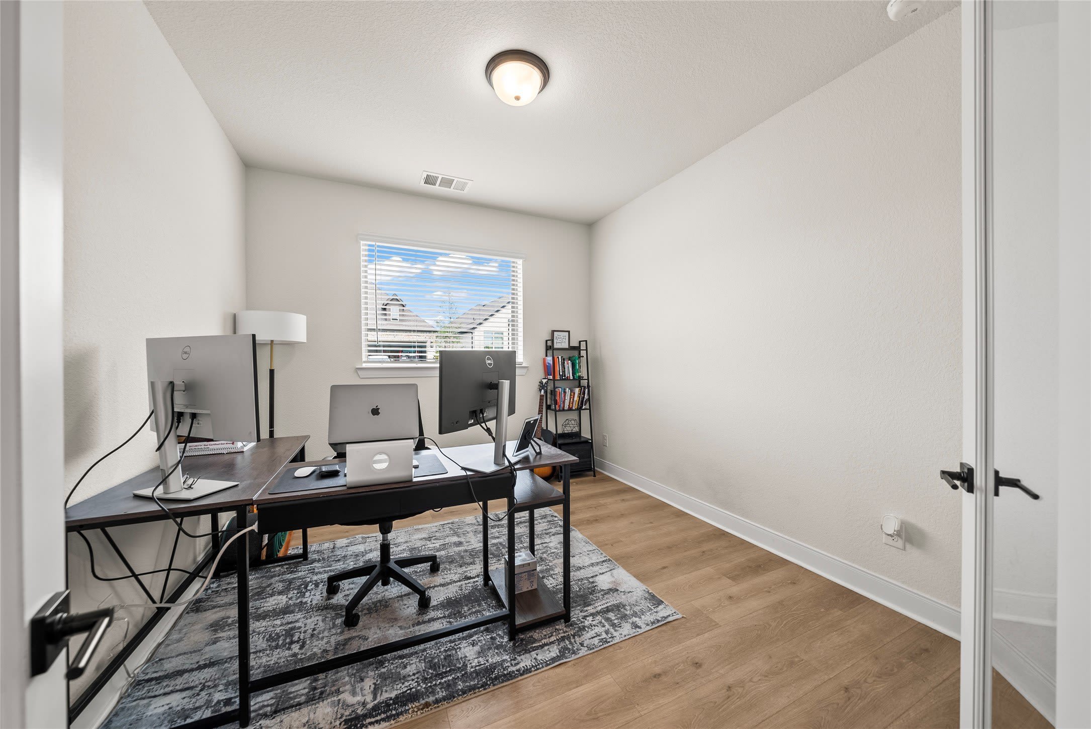 609 Northside Drive – photo 5