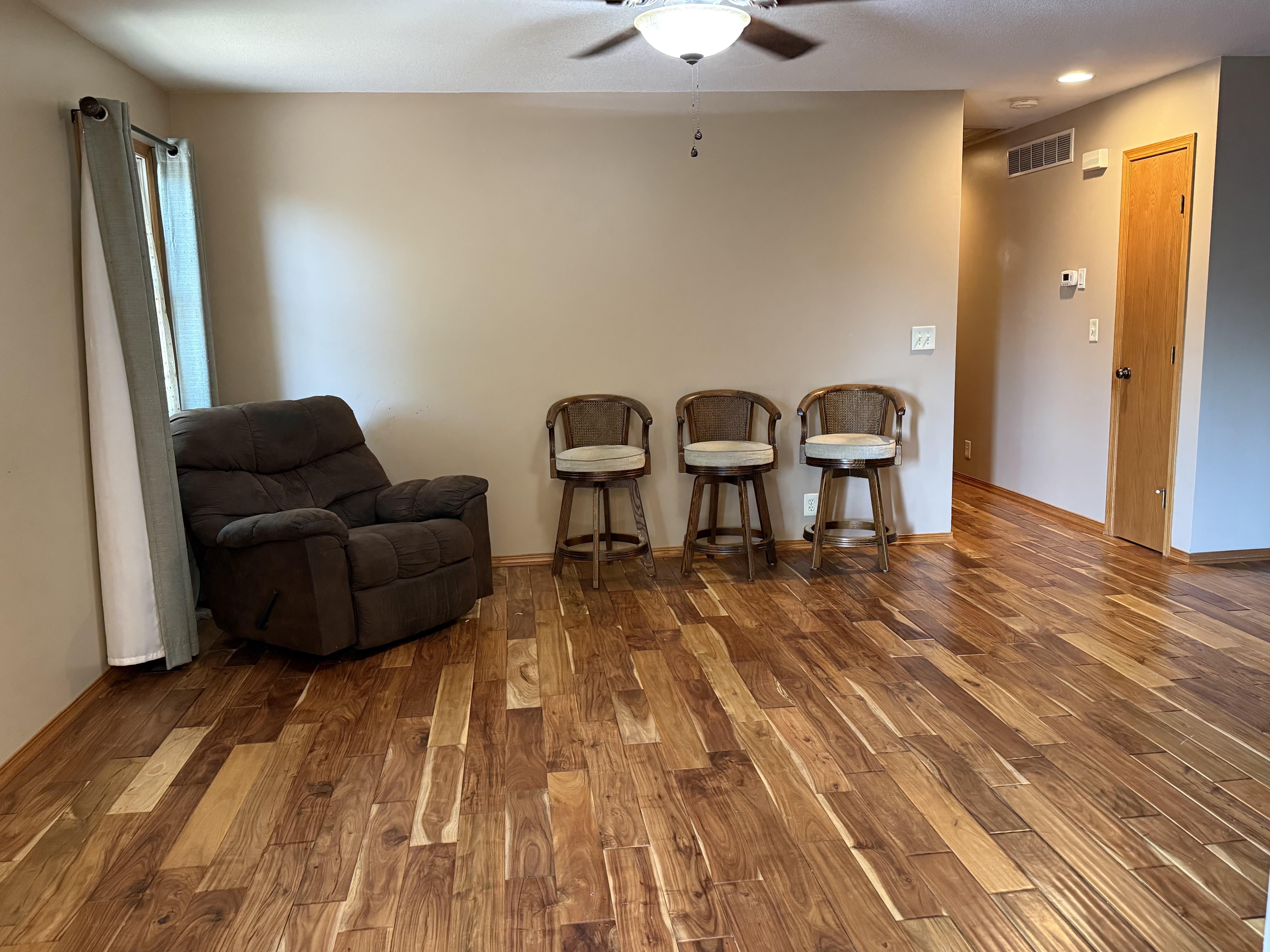 650 West Scott Street – photo 3