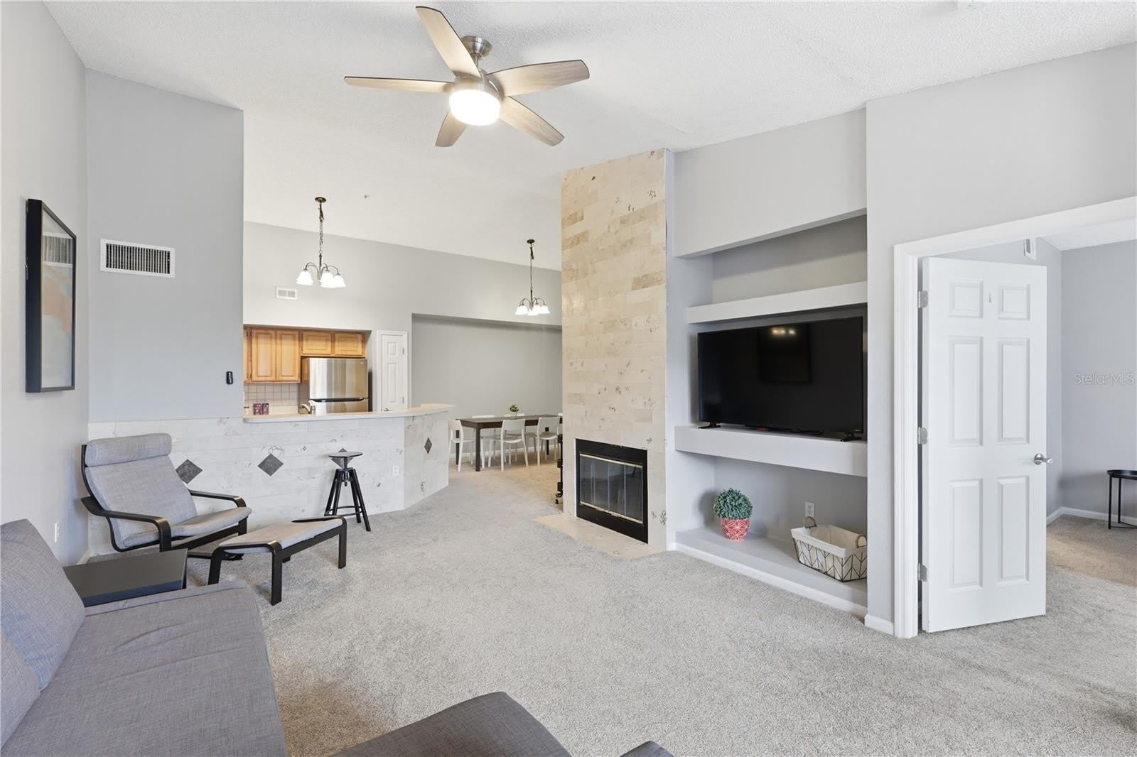13001 MULBERRY PARK Drive – photo 5