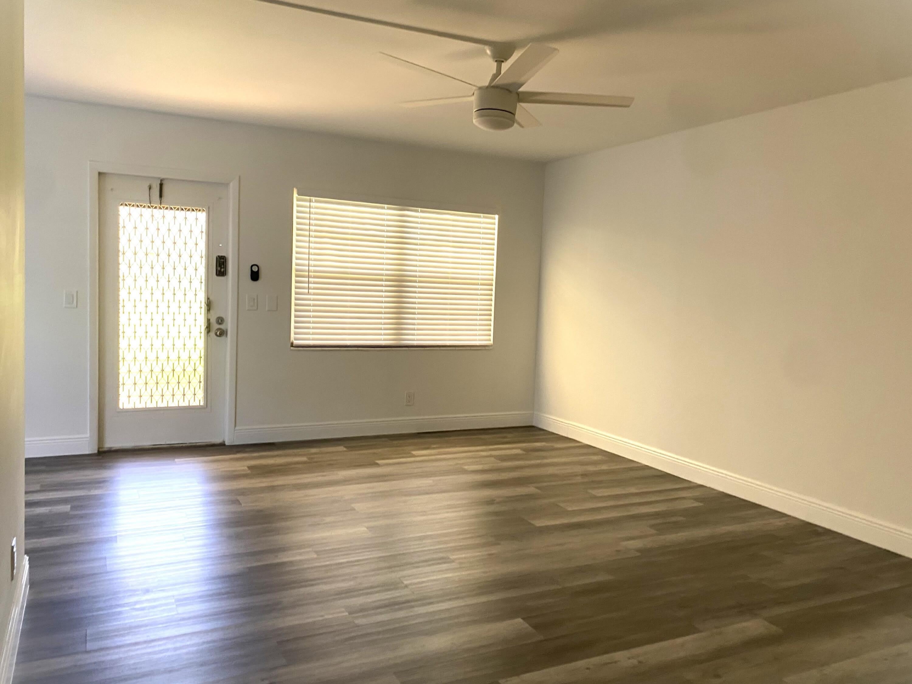 256 Mansfield – photo 4