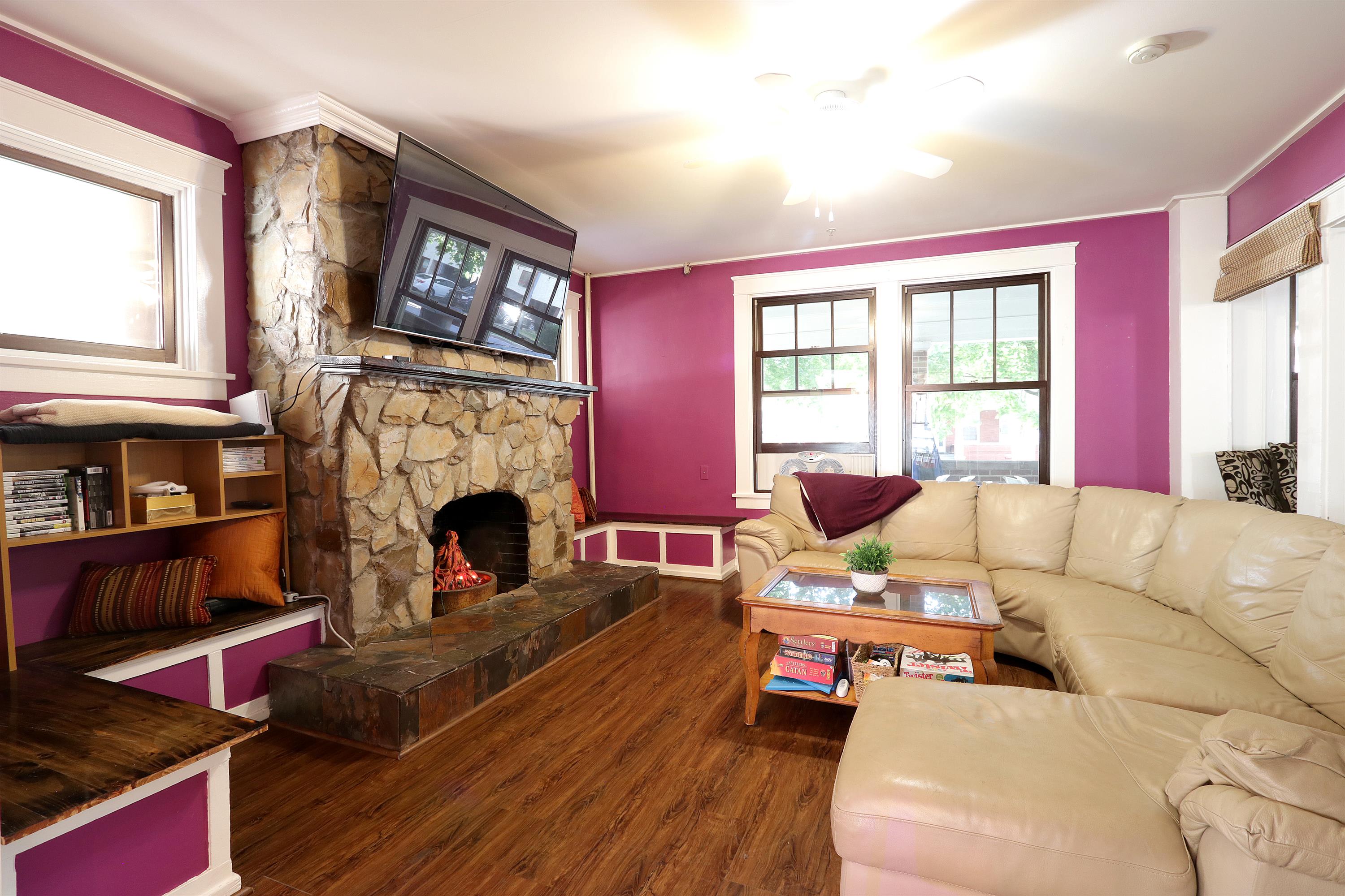 244 East Nittany Ave Single Bed – photo 3