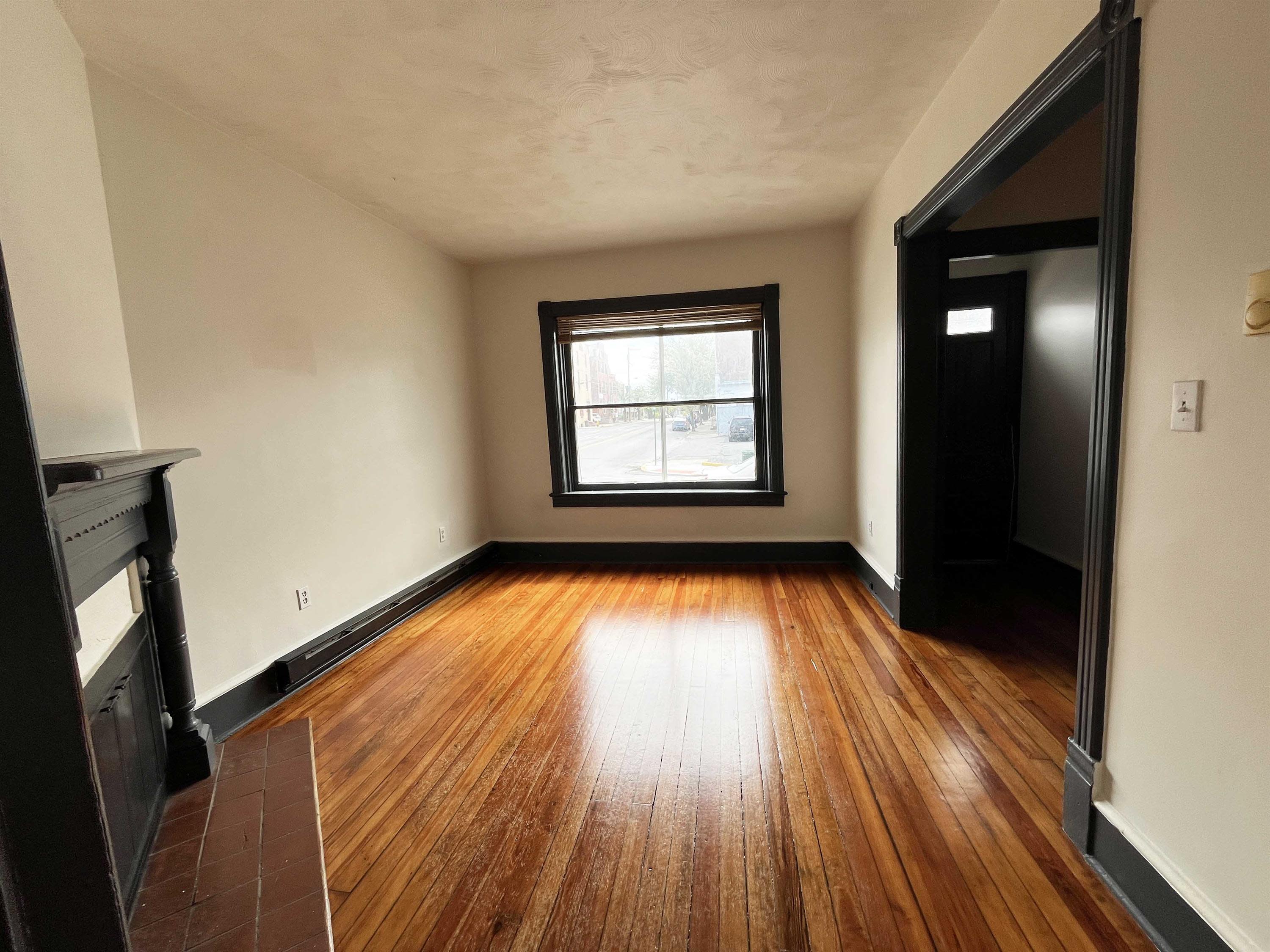 238 N Raleigh St – photo 5