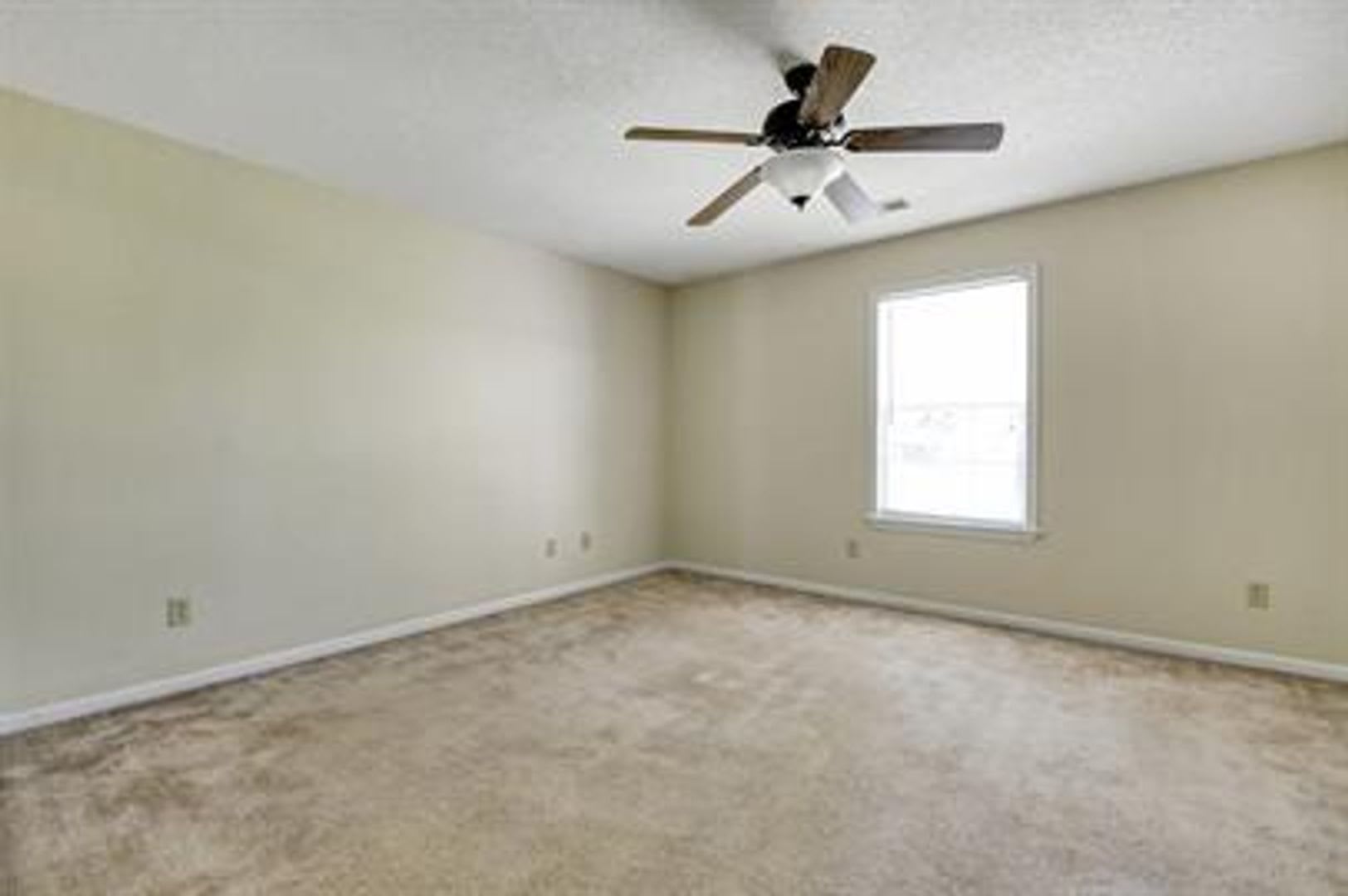 38 Webb Court NE – photo 4