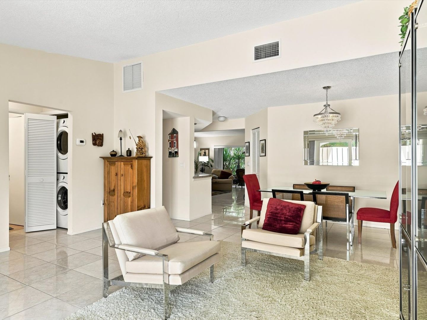 Turnkey Furnished Annual Rental – photo 4
