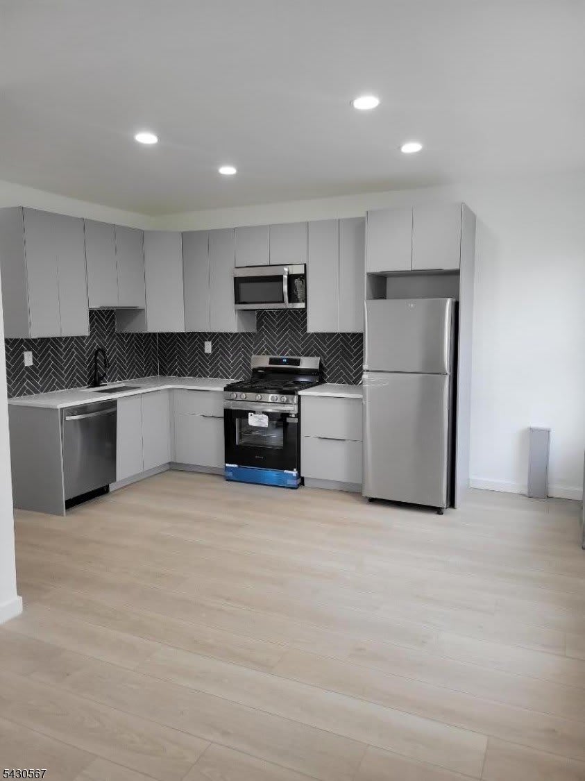 544 Market St – photo 2