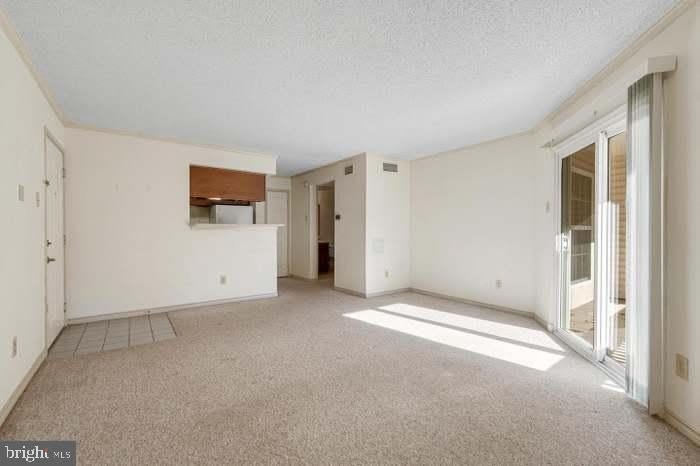 1535 LINCOLN WAY – photo 3