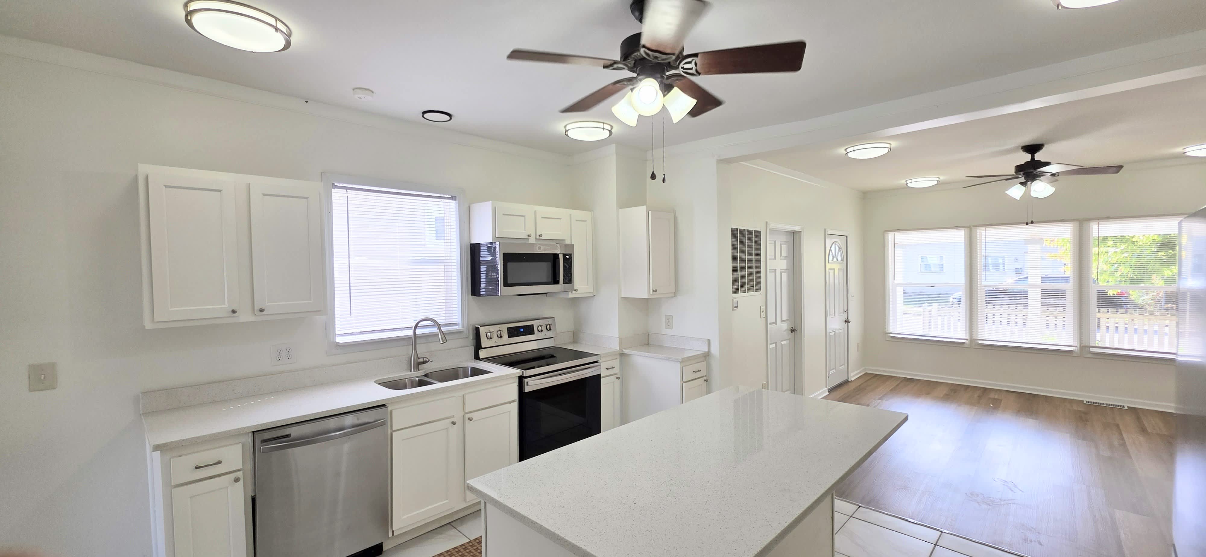 198 Stevens Avenue – photo 2