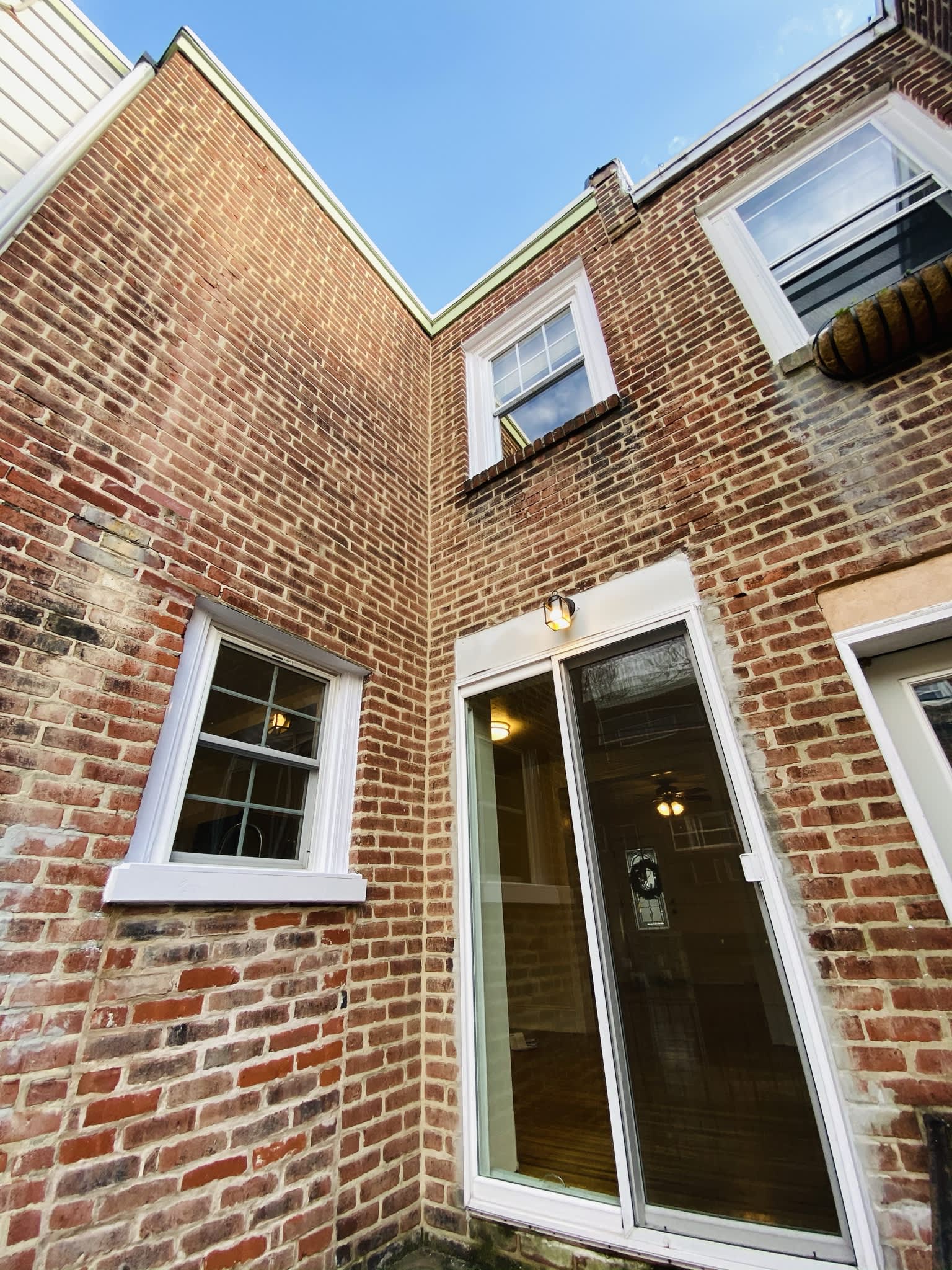 3463 Tilden Street – photo 4