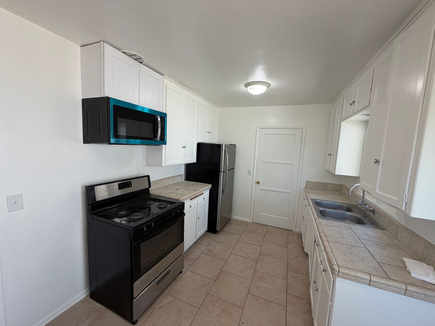 329 S Scott Drive 2 Bedroom 1 Bathroom South East Santa Maria Home – photo 3