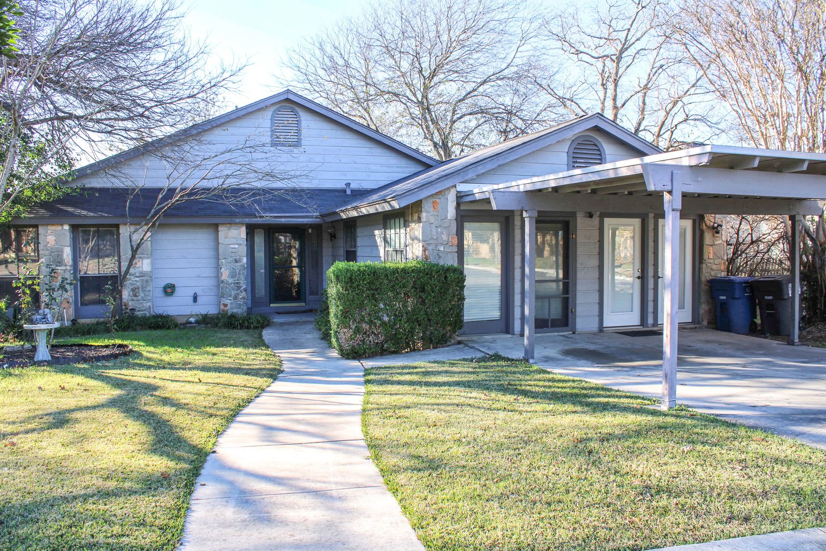 3 BEDROOM NORTHERN HILLS – photo 1