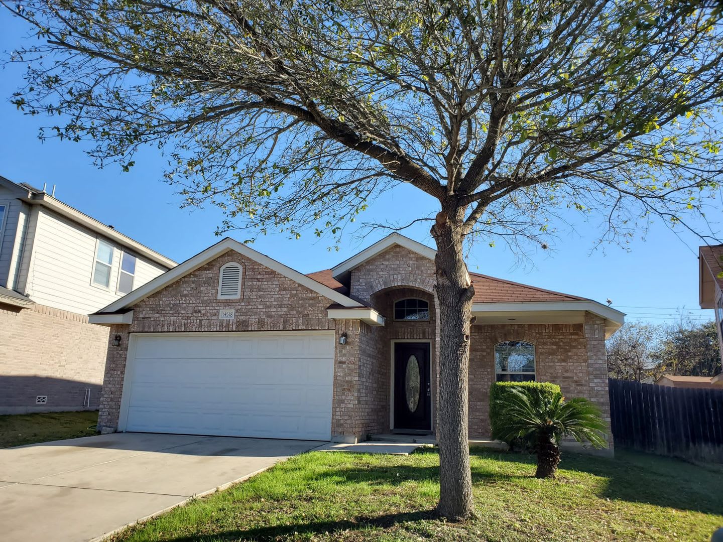 14518 Sacred – photo 1