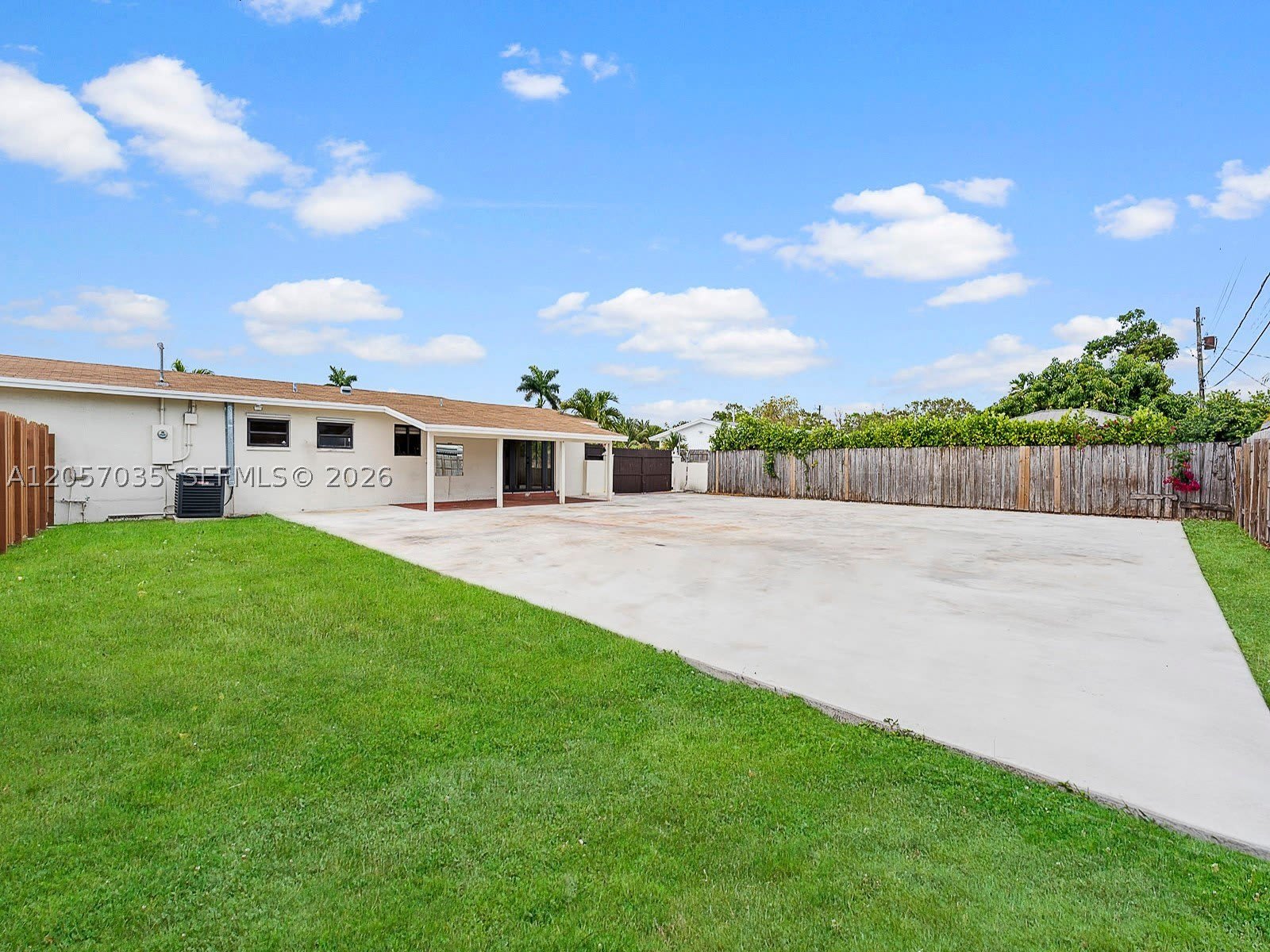 16321 SW 96th Ave – photo 3